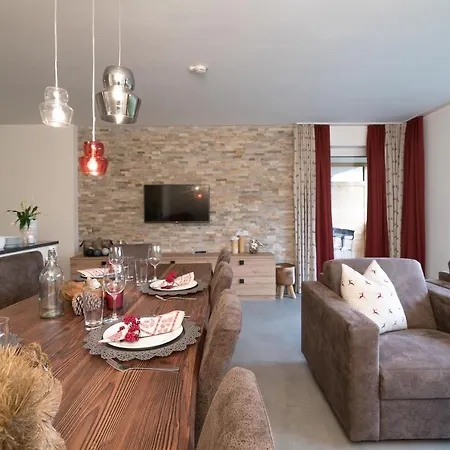 Village Park * Τσελ αμ Ζέε