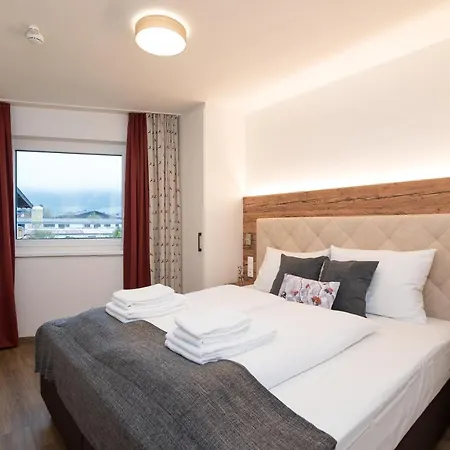 Village Park * Τσελ αμ Ζέε